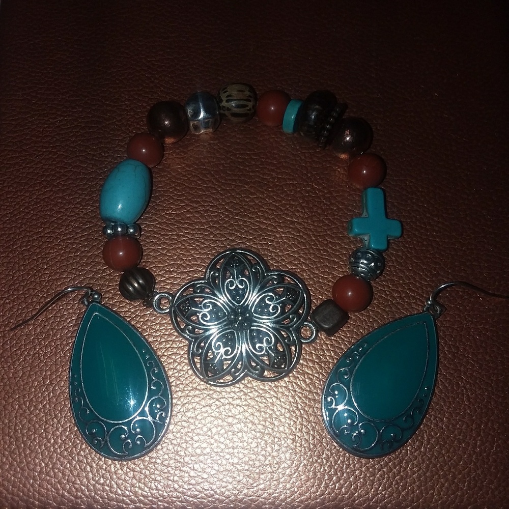 EUC Bracelet [with free earrings]